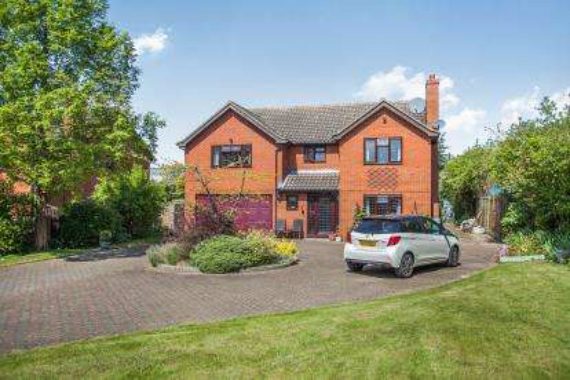 5 Bedroom Detached